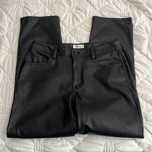 2/$25 Women’s Faux leather pants size 6/28